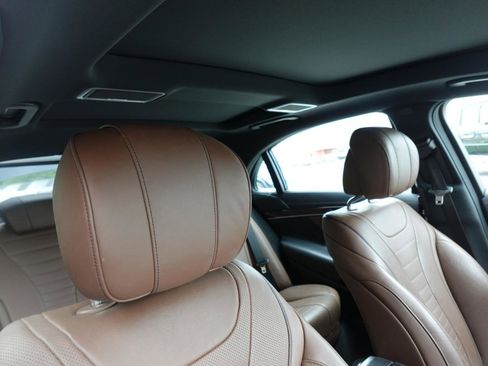 Used 2020 Mercedes-Benz S 560 Sedan image 13