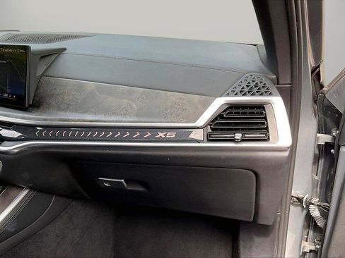 Used 2024 BMW X5 xDrive40i AWD/4WD image 22