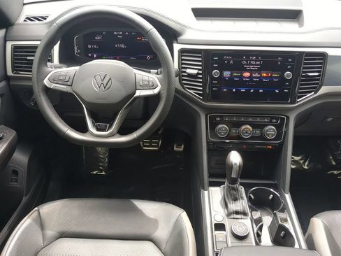 Certified 2023 Volkswagen Atlas Cross Sport SEL Premium R-Line AWD/4WD image 16