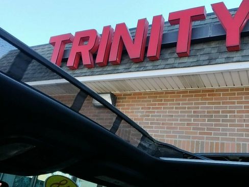 Used 2018 Jeep Grand Cherokee Limited image 29