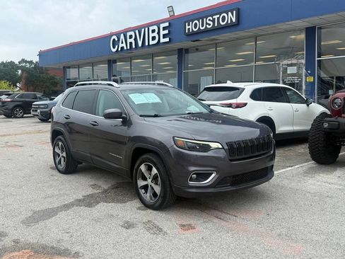 Used 2019 Jeep Cherokee Limited AWD/4WD image 1