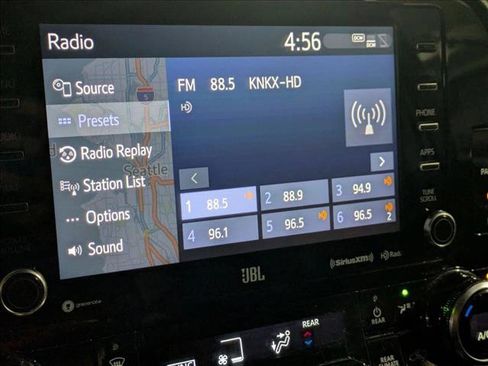 Used 2021 Toyota Highlander Limited image 13