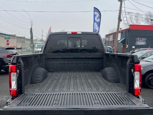 Used 2018 Ford F350 XLT image 19