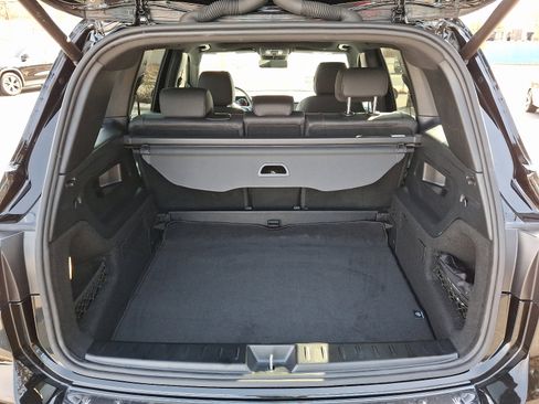 Certified 2024 Mercedes-Benz GLB 250 4MATIC image 29