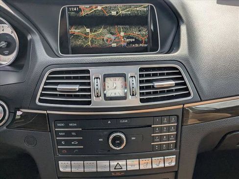 Used 2017 Mercedes-Benz E 400 Cabriolet image 13