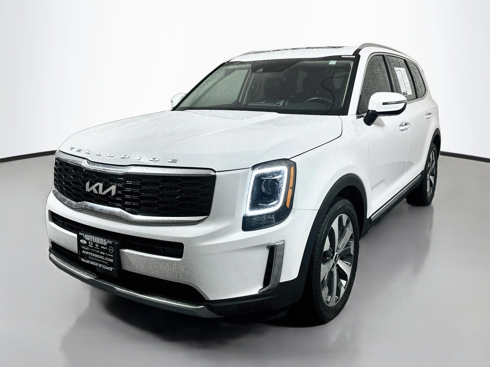 Used 2022 Kia Telluride S AWD/4WD image 3