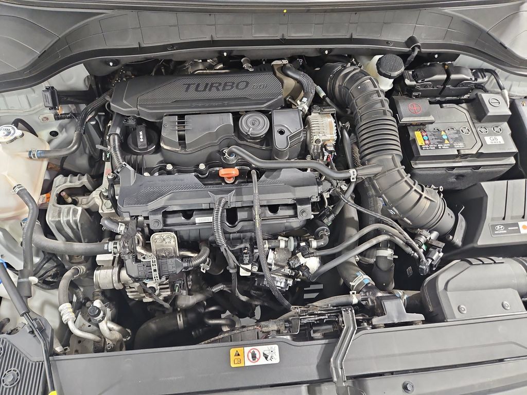 Used 2023 Hyundai Kona Limited w/ Cargo Package FWD image 23