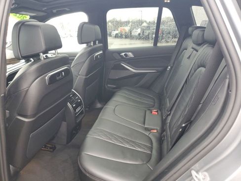 Used 2025 BMW X5 xDrive50e image 28