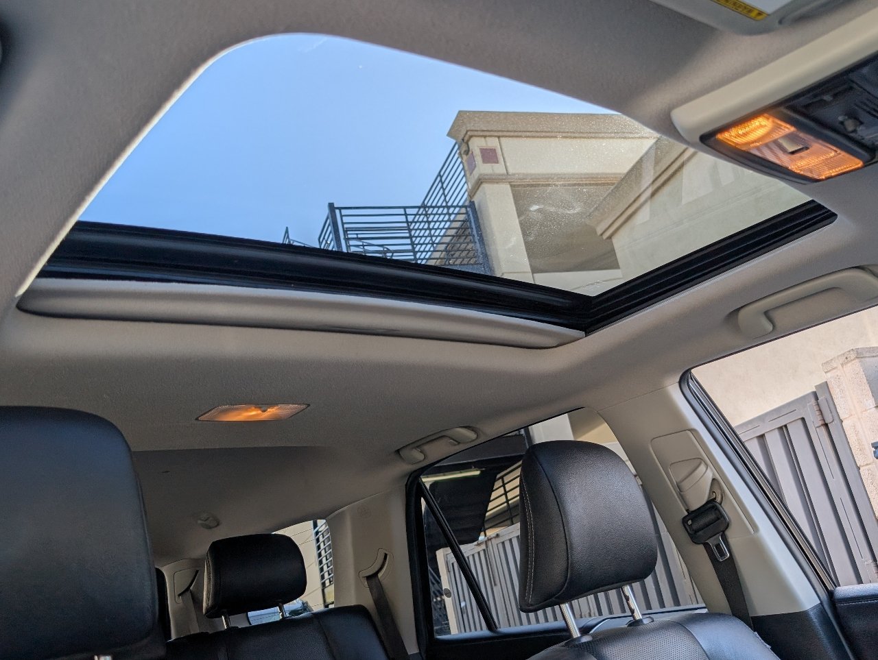 Used 2019 Toyota 4Runner Limited AWD/4WD image 3