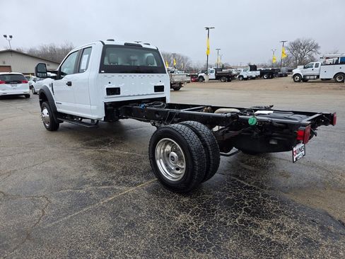 Used 2021 Ford F450 XL w/ Power Equipment Group image 5