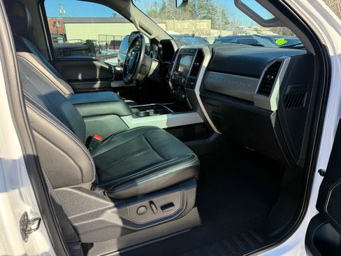 Used 2020 Ford F450 Lariat w/ Lariat Ultimate Package image 19