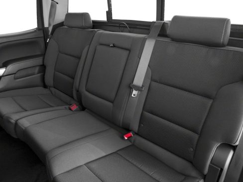 Used 2018 Chevrolet Silverado 1500 LT w/ All Star Edition image 42