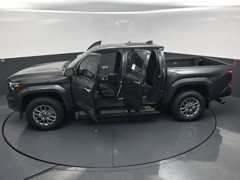 New 2026 Toyota Tacoma Limited AWD/4WD image 25