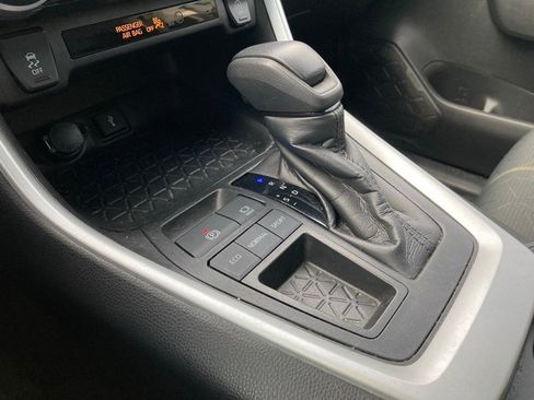 Certified 2021 Toyota RAV4 XLE image 25