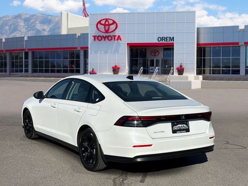 Used 2025 Honda Accord SE image 5