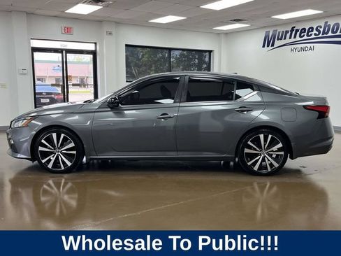 Used 2019 Nissan Altima 2.5 SR w/ SR Premium Package FWD image 9