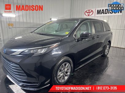 Used 2024 Toyota Sienna LE