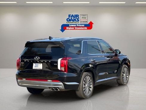 Used 2023 Hyundai Palisade Calligraphy image 8