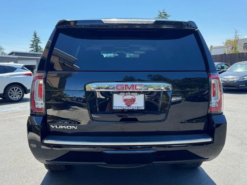 Used 2015 GMC Yukon Denali w/ Premium Package AWD/4WD image 6