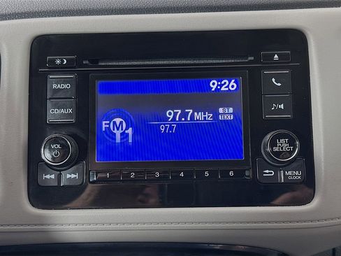 Used 2018 Honda HR-V LX image 17