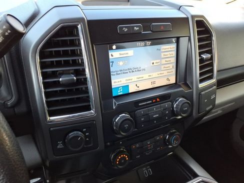 Used 2016 Ford F150 XLT w/ Equipment Group 302A Luxury AWD/4WD image 22