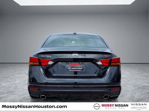 Used 2024 Nissan Altima 2.5 SR FWD image 6