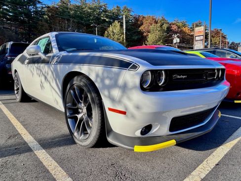 Certified 2023 Dodge Challenger R/T w/ T/A Package image 15