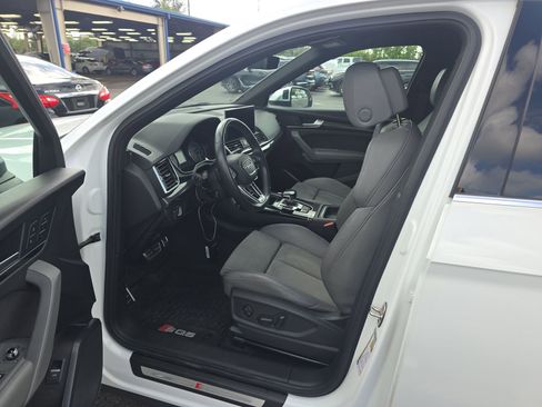 Used 2022 Audi SQ5 Premium w/ Convenience Package image 7