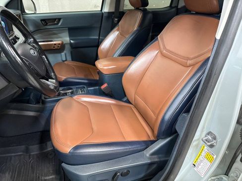 Used 2022 Ford Maverick Lariat w/ Lariat Luxury Package image 17