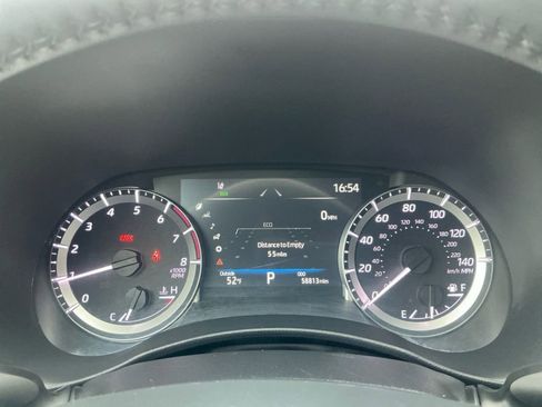 Used 2023 Toyota Highlander LE image 23