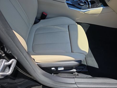 Used 2023 BMW 330i xDrive Sedan w/ Premium Package AWD/4WD image 12