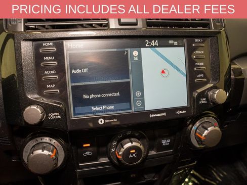Used 2022 Toyota 4Runner TRD Off-Road Premium AWD/4WD image 13