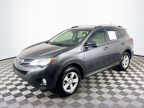 Used 2013 Toyota RAV4 XLE image 4