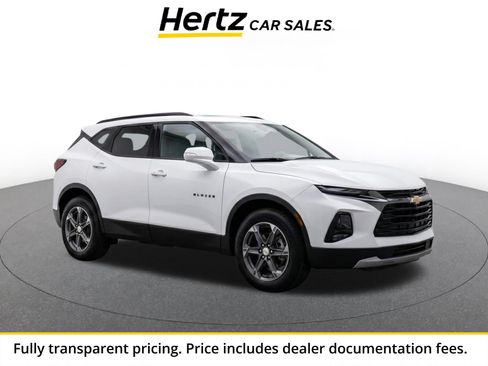 Used 2025 Chevrolet Blazer LT FWD image 1