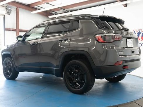 Used 2024 Jeep Compass Trailhawk AWD/4WD image 28