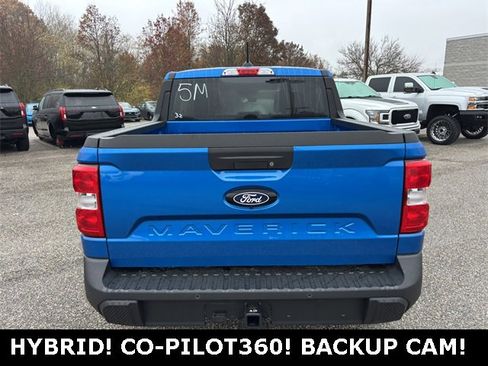 New 2025 Ford Maverick XLT image 30