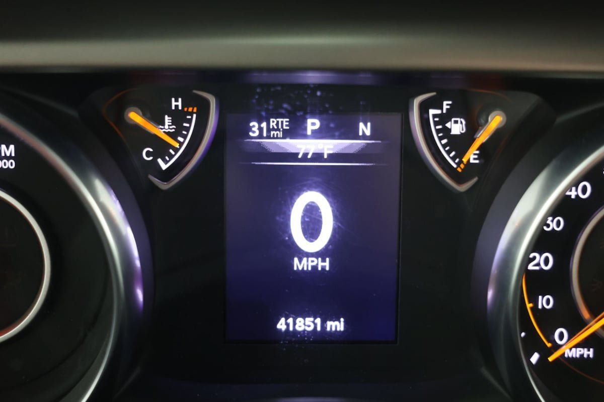 Used 2021 Jeep Gladiator Sport AWD/4WD image 11
