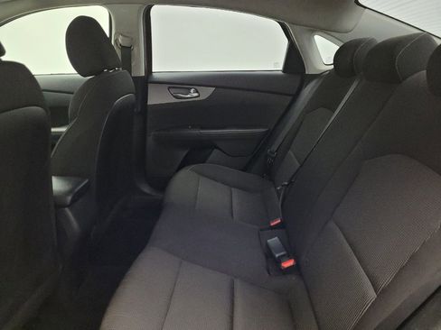 Used 2019 Kia Forte LXS image 18