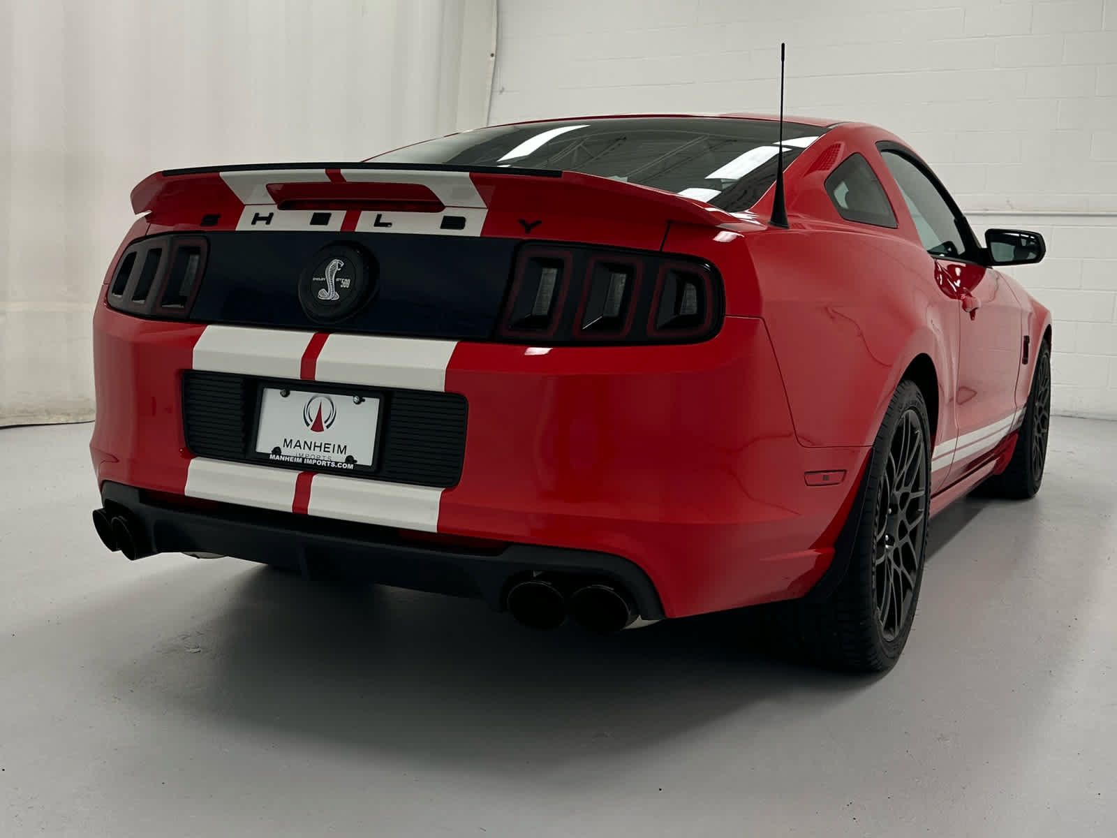 Used 2013 Ford Mustang Shelby GT500 RWD image 6