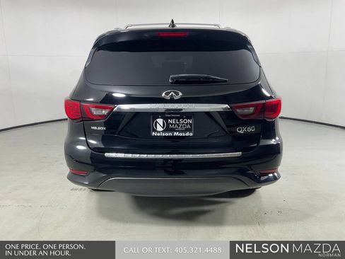 Used 2020 INFINITI QX60 Luxe w/ Essential Package FWD image 9