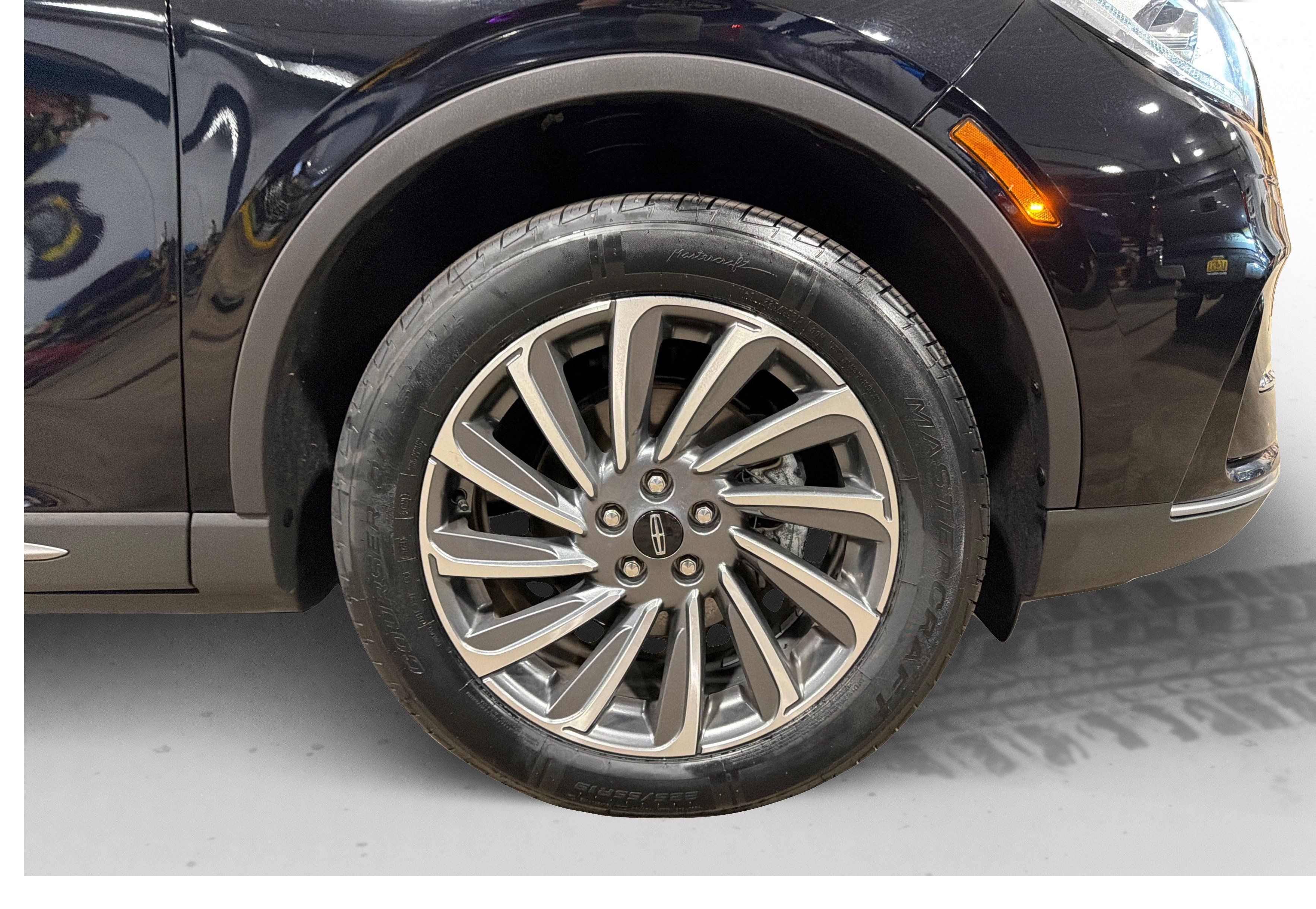 Used 2023 Lincoln Corsair Reserve w/ Equipment Group 201A AWD/4WD image 52