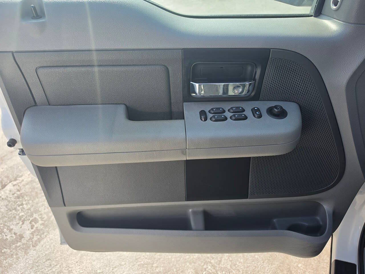 Used 2007 Ford F150 Lariat RWD image 18