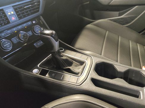 Used 2023 Volkswagen Jetta SE FWD image 26