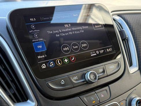 Used 2025 Chevrolet Malibu LT image 13