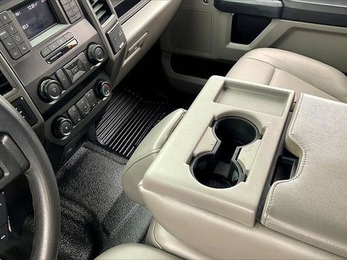 Used 2022 Ford F250 XL w/ STX Appearance Package image 15