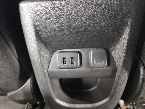 Used 2016 GMC Canyon SLT w/ Driver Alert Package AWD/4WD image 33