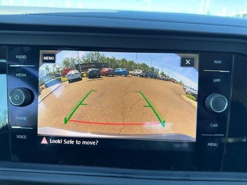 Used 2019 Volkswagen Jetta SEL Premium FWD image 19