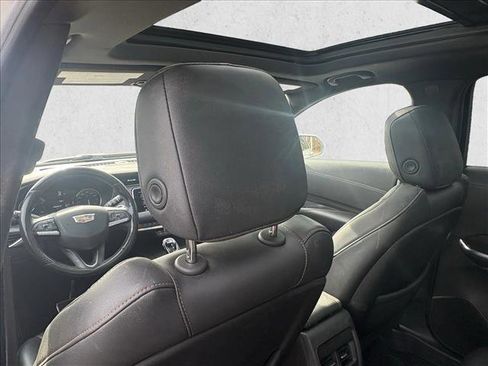 Used 2020 Cadillac XT4 Sport w/ Cold Weather Package image 14