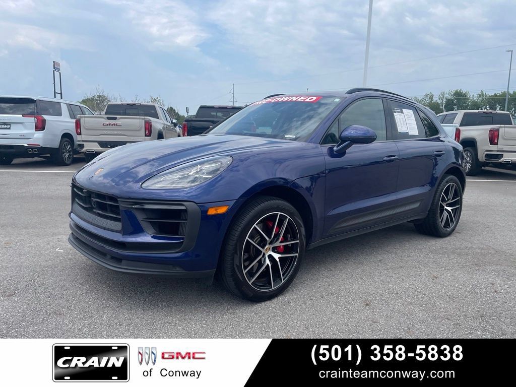 Used 2022 Porsche Macan S AWD/4WD image 1