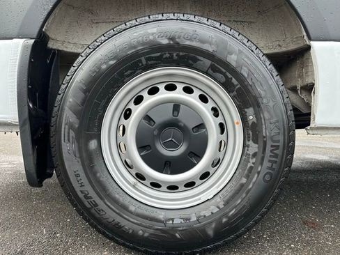 Used 2026 Mercedes-Benz Sprinter 2500 image 11